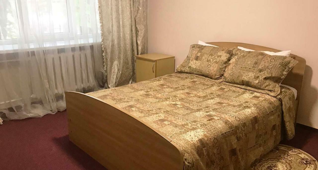 Kozatsky On Antonova Hotel Kiev Eksteriør billede