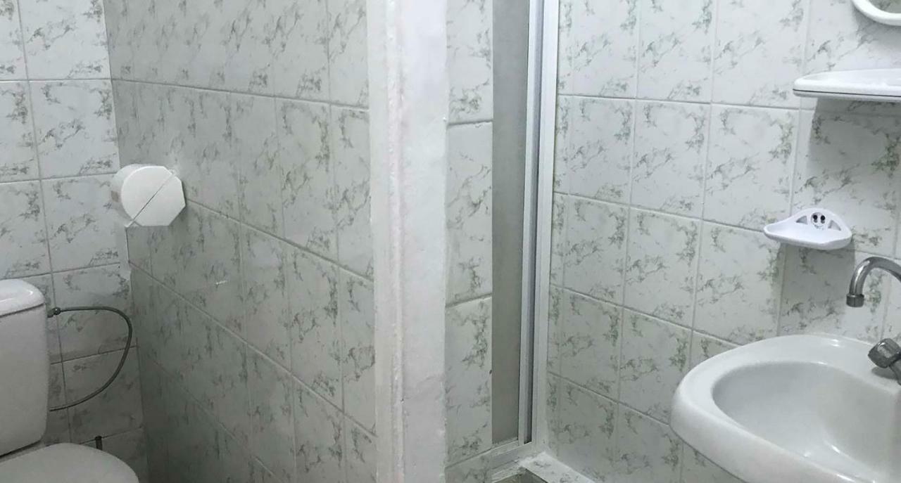 Kozatsky On Antonova Hotel Kiev Eksteriør billede
