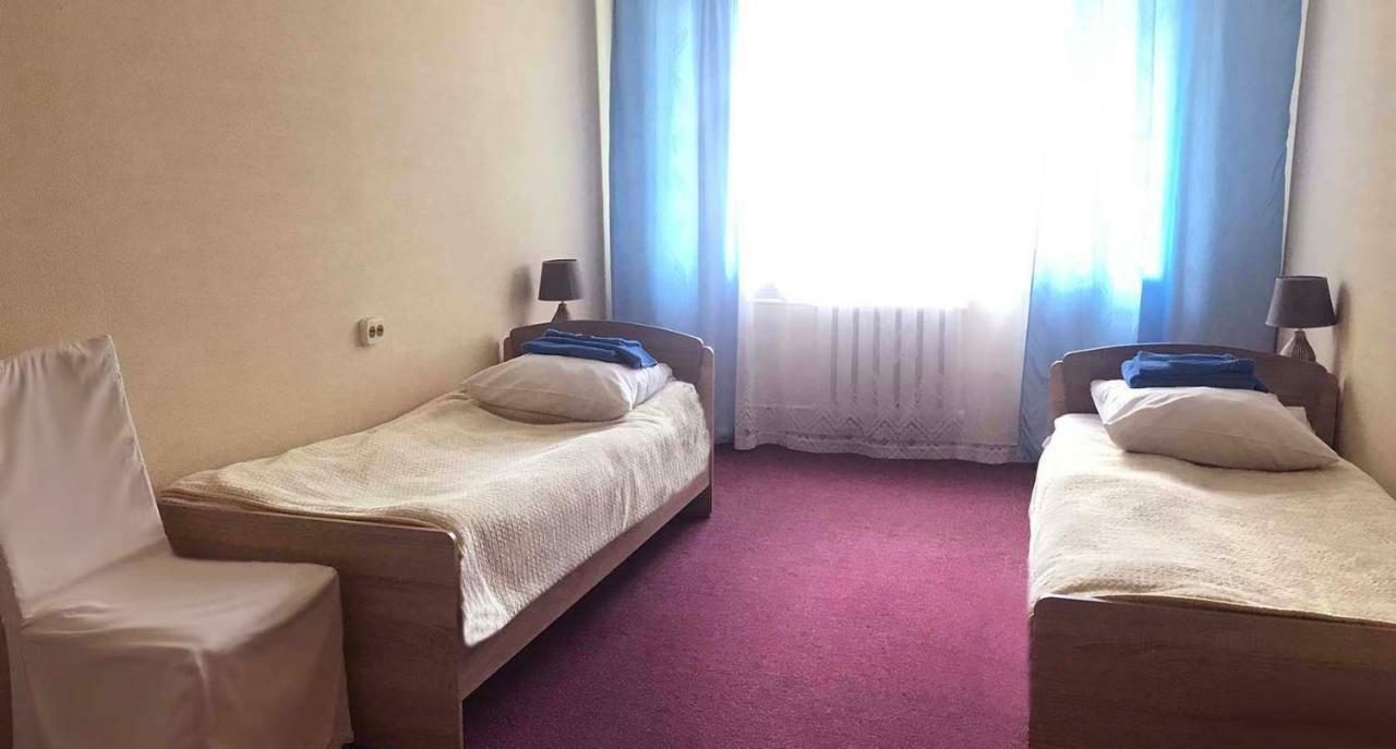 Kozatsky On Antonova Hotel Kiev Eksteriør billede