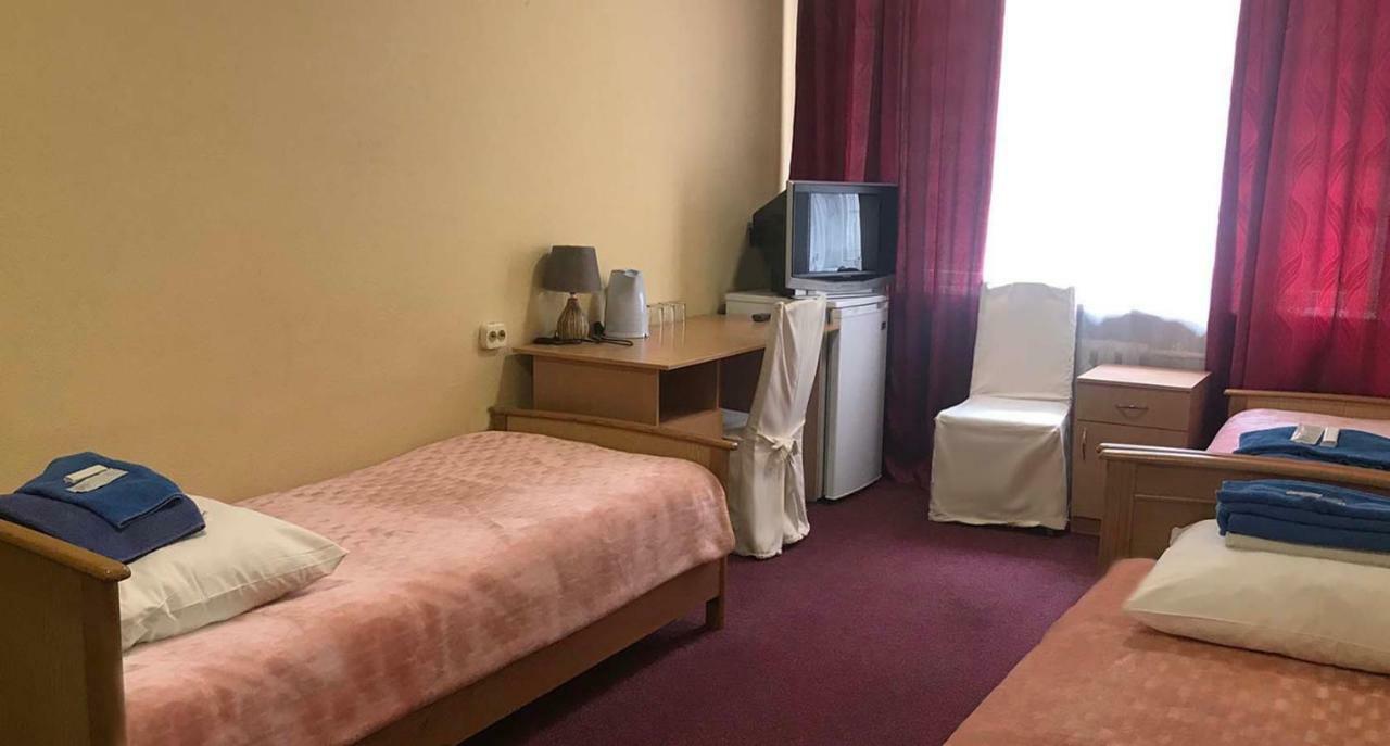 Kozatsky On Antonova Hotel Kiev Eksteriør billede